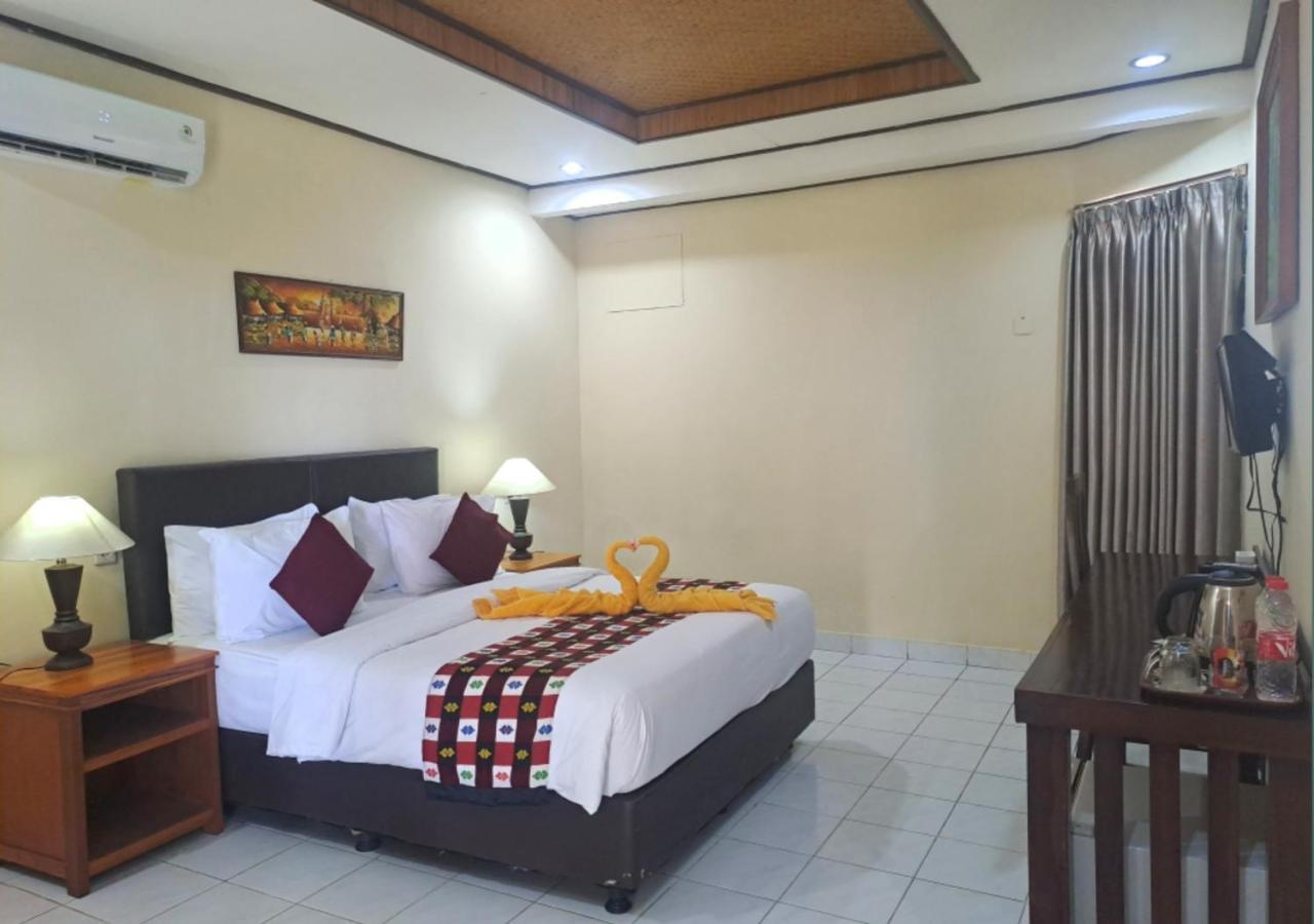 Lovina Beach Hotel Ngoại thất bức ảnh