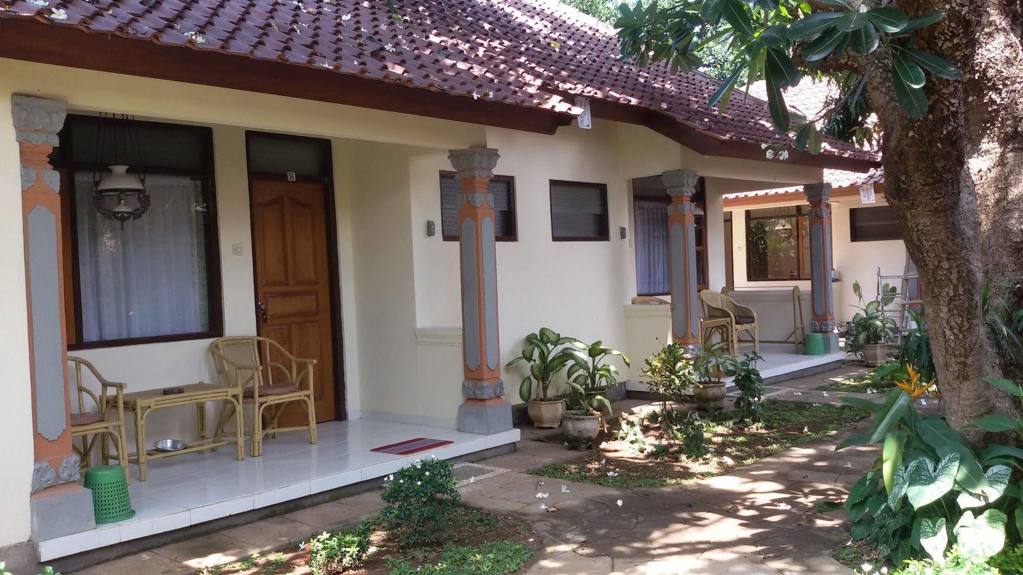 Lovina Beach Hotel Ngoại thất bức ảnh